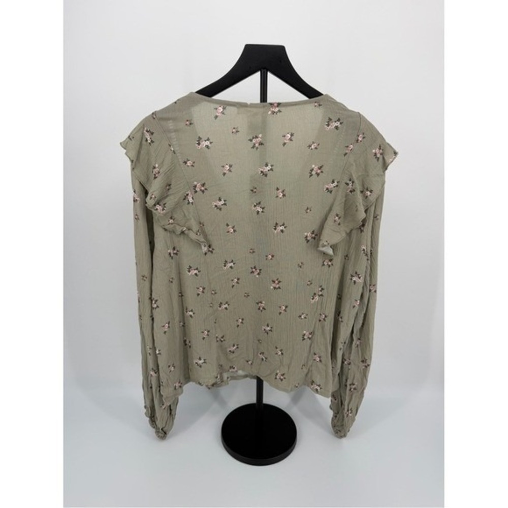 Planet Gold Seagrass Floral Ruffle Button Front Blouse Size XL NWT - Picture 3 of 6
